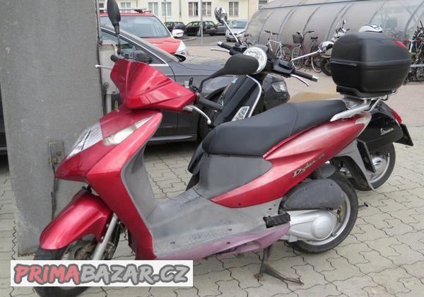 honda-dylan-125