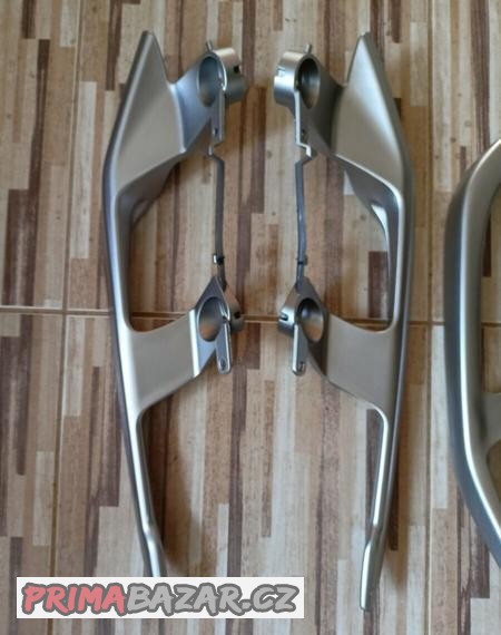 madla-yamaha-x-max-400-300-125-rok-2018-2022
