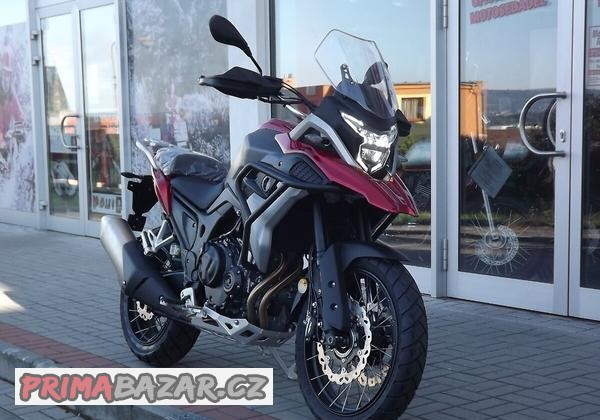 rvm-500-by-jawa-adventure-cervena