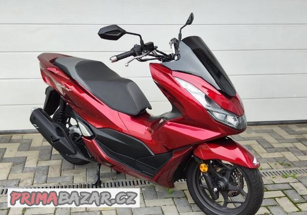 honda-pcx-125-2022-top-stav