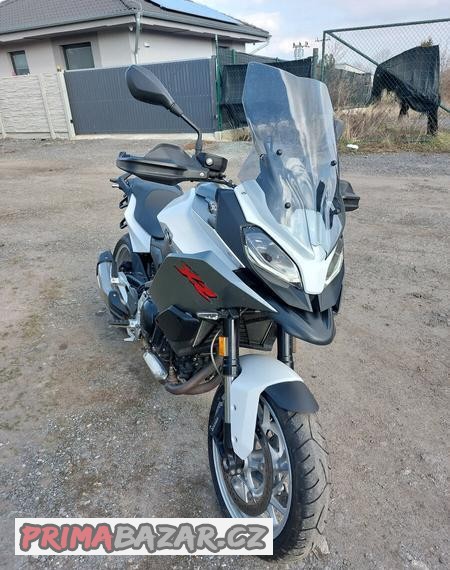 bmw-f900xr-2020
