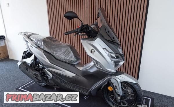 voge-sr1-125i-gt-4roky-zaruka-novy-skutr