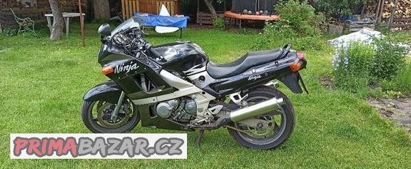 kawasaki-zzr600-r-v-1996