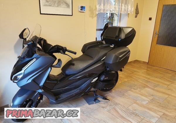 drzaky-nosice-bocnich-kufru-shad-honda-forza