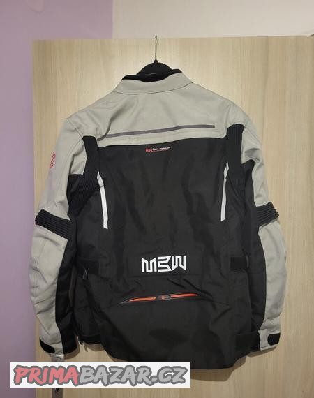 Moto bunda