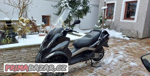 piaggio-mp3-250ie-krasny-po-servisu