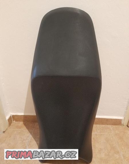 sedlo-suzuki-gsf-1200s-rok-2000