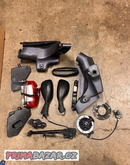 kawasaki-zx9r-1999