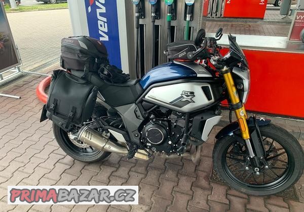 cf-moto-heritage-700