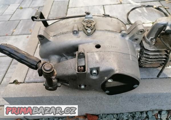 jawa-pionyr-motor