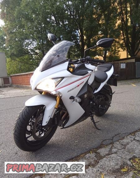 GSX-S 1000 F