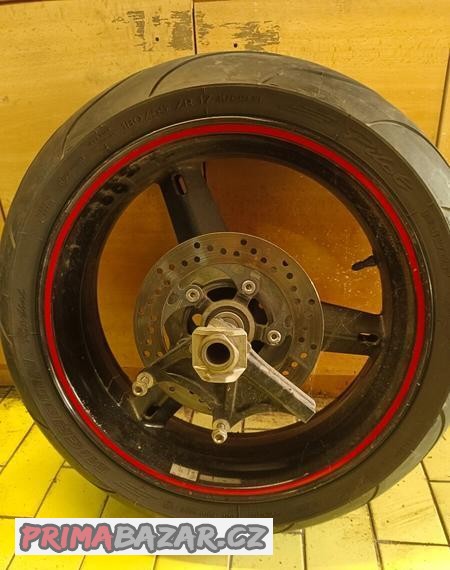 suzuki-gsx-r-600-k4-nahradni-dily