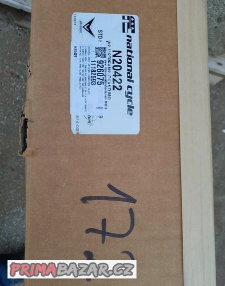 plexi-na-h-d-road-glide-vyska-15-25-nepouzite