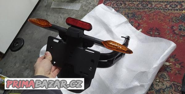 indian-ftr-1200-drzak-spz-blinkry