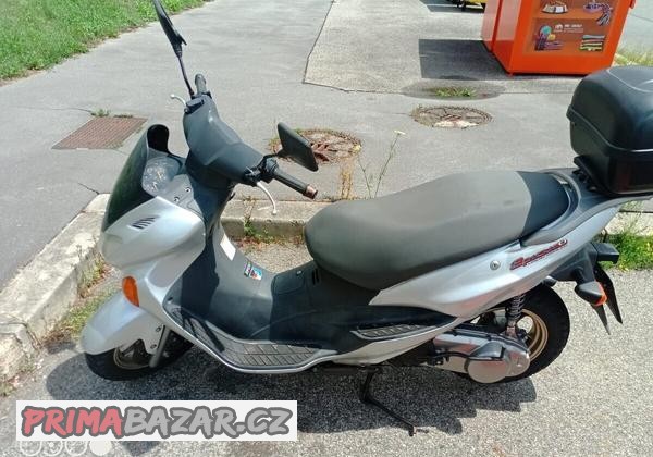 prodam-skutr-suzuki-epicuro-125-ccm