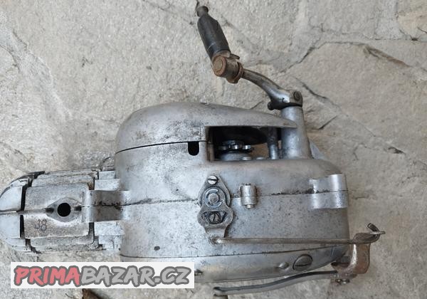prodam-motor-jawa-555