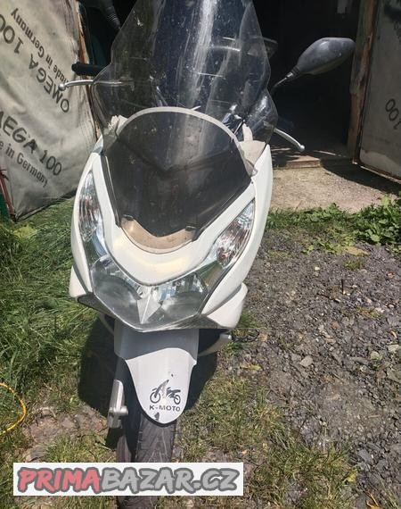 skutr-honda-125-pcx-8-6-kw