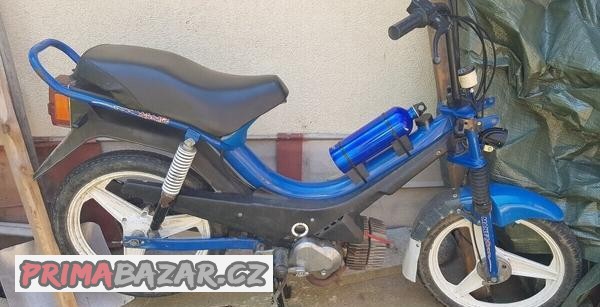 moped-mokick-manet-korado-2kw-nakopavacka