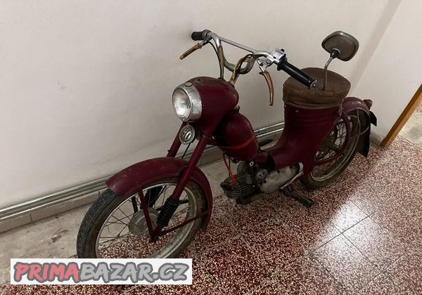 JAWA 50 / 550 - pařez