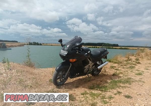 kawasaki-zx-600-e