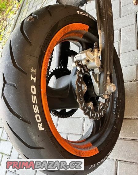 supermoto-kola-ktm