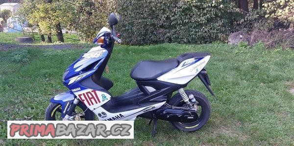 yamaha-aerox-r-50-2t-edice-valentino-rossi