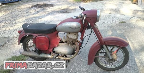 jawa-250-typ-559-panelka-s-tp-a-malou-spz