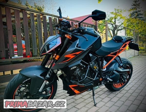 ktm-superduke-1290