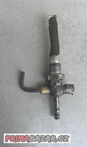 kohout-palivove-nadrze-jawa