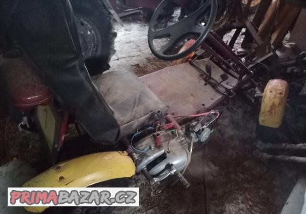 motokara-pro-motory-jawa-parez