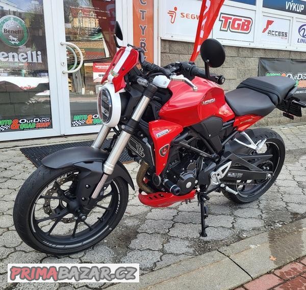 honda-cb-300-r-1-majitel-koupeno-nove-v-honda-cr
