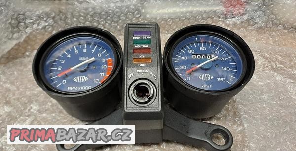 zanovni-budiky-gillera-cca-80-leta-bez-spinacky