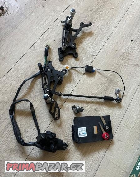prepakovani-qs-sada-zamku-a-jednatka-na-yamaha-r1-07-08-rn19