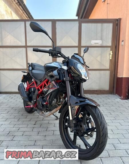 motorka-benelli-125-ccm