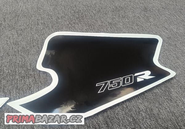 polep-kawasaki-zxr-750-r-model-k