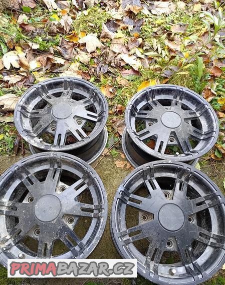 alu-kola-can-am-4x-137-r12