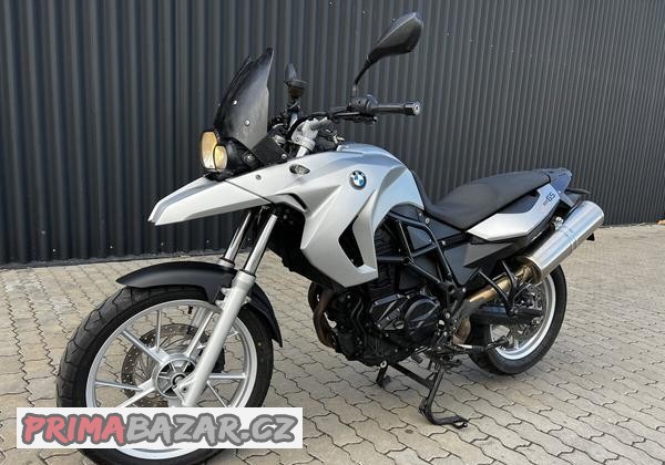 bmw-f-650-gs-top-stav-abs-vyhrivane-gripy-nova-stk
