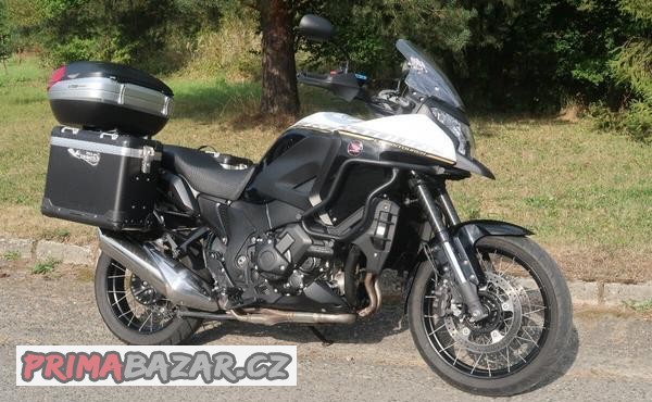 honda-vfr1200x-crosstourer-2016-dct