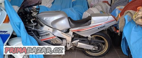 yamaha-fzr-1000r
