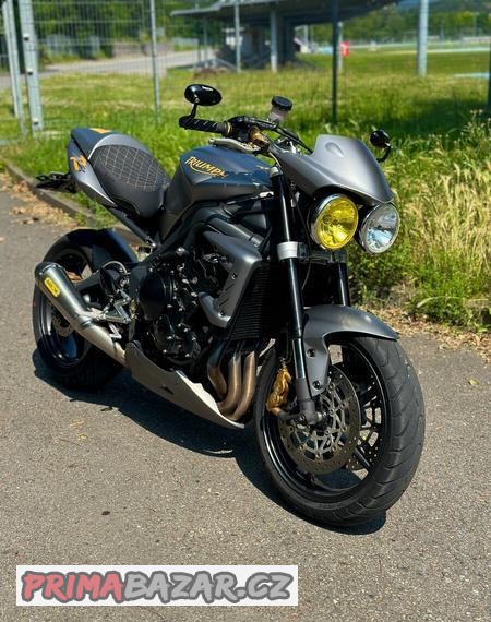triumph-street-triple-675-r-top