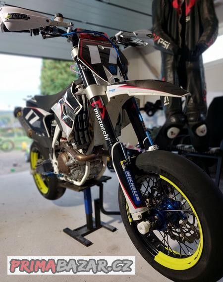 husqvarna-450-supermoto