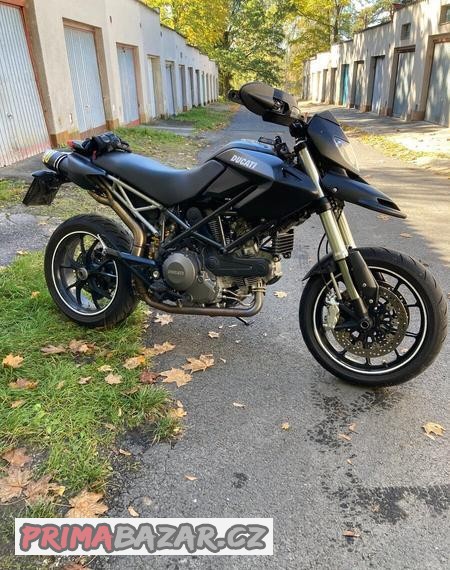 ducati-hypermotard-796-r-v-2012-pekny-stav