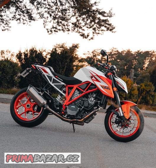 ktm-superduke-1290-se-powerparts-akrapovic