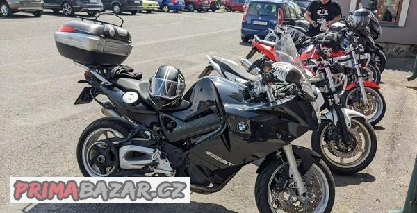 motocykl-bmw-f800-st