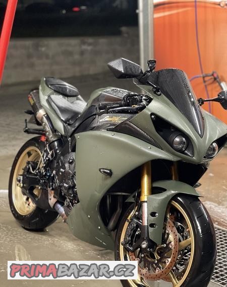 yamaha-r1-big-bang