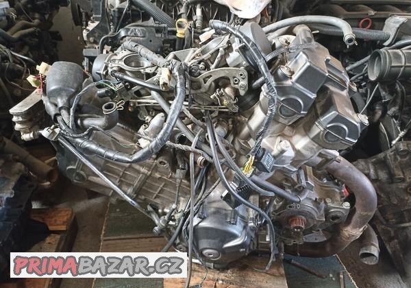 motor-honda-vtr-1000