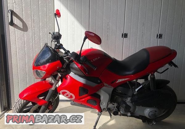 Gilera DNA 125 2002 automat 11 kw, doklady na přihlášení Gilera DNA 125 2002 automat 11 kw, doklady na přihlášení
