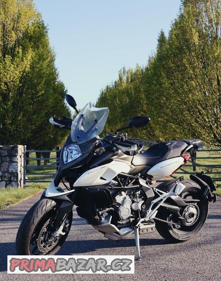 mv-agusta-stradale-800