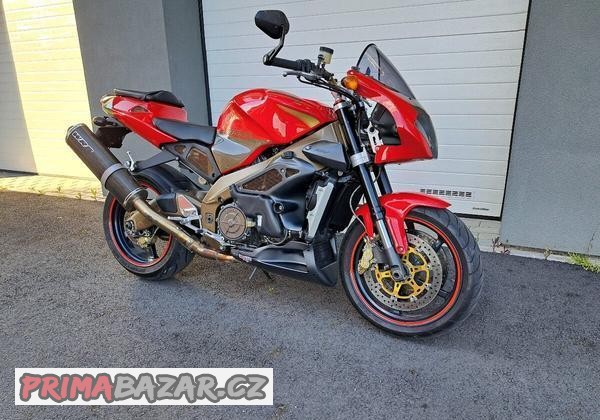 aprilia-rsv-tuono-1000