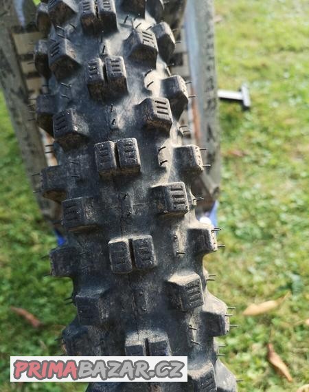 yamaha-yz-450-f-rok-2011